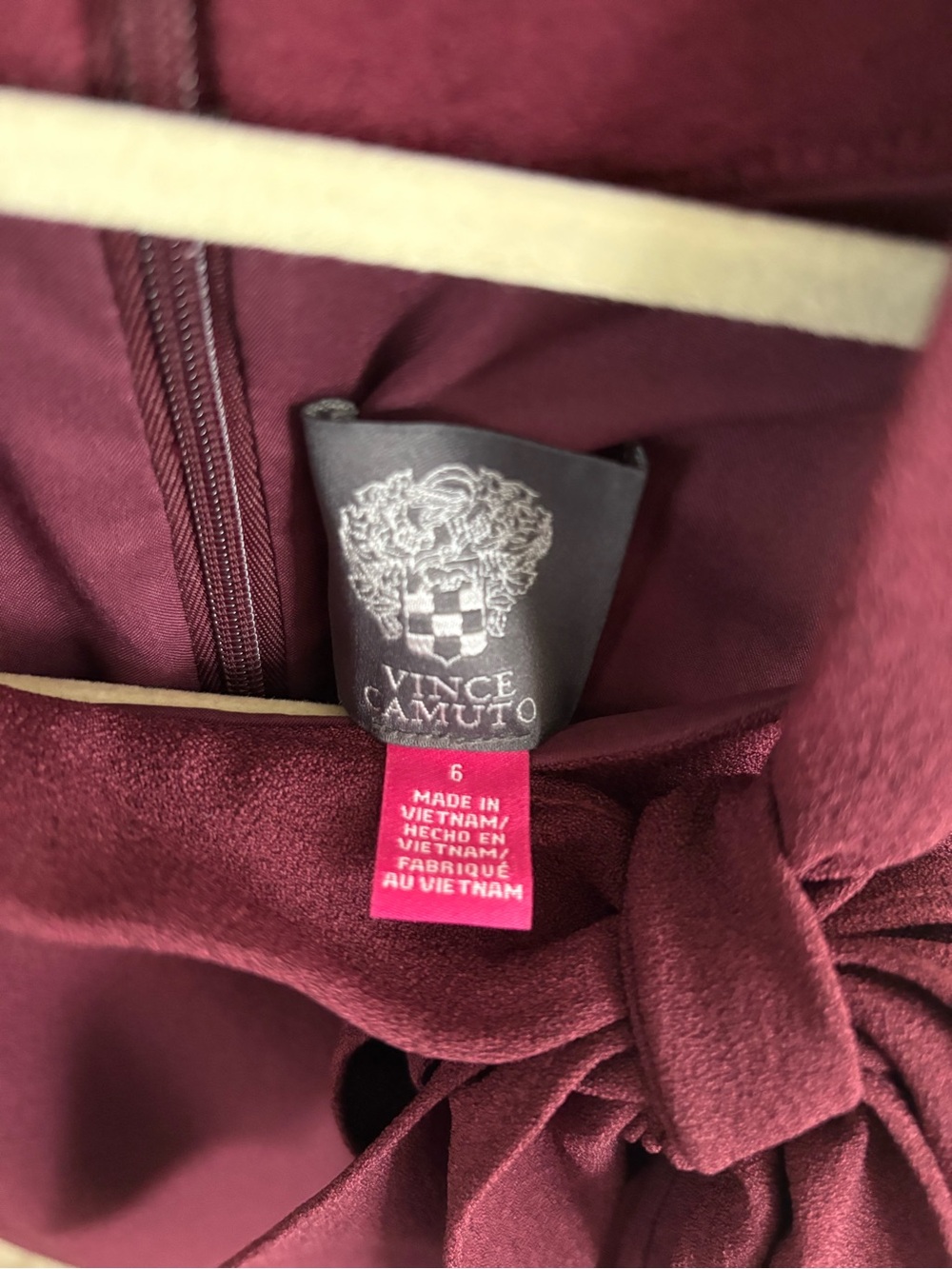 EUC Vince Camuto Kors Bow Neck Jumpsuit with Halter Neck in Burgundy, 6 - Picture 2 of 3